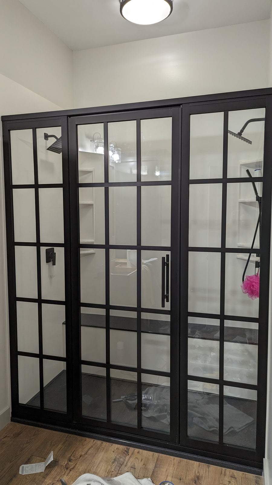Gridscape GS1 Swing Shower Door with 2 Side Panels in Black with Clear Glass