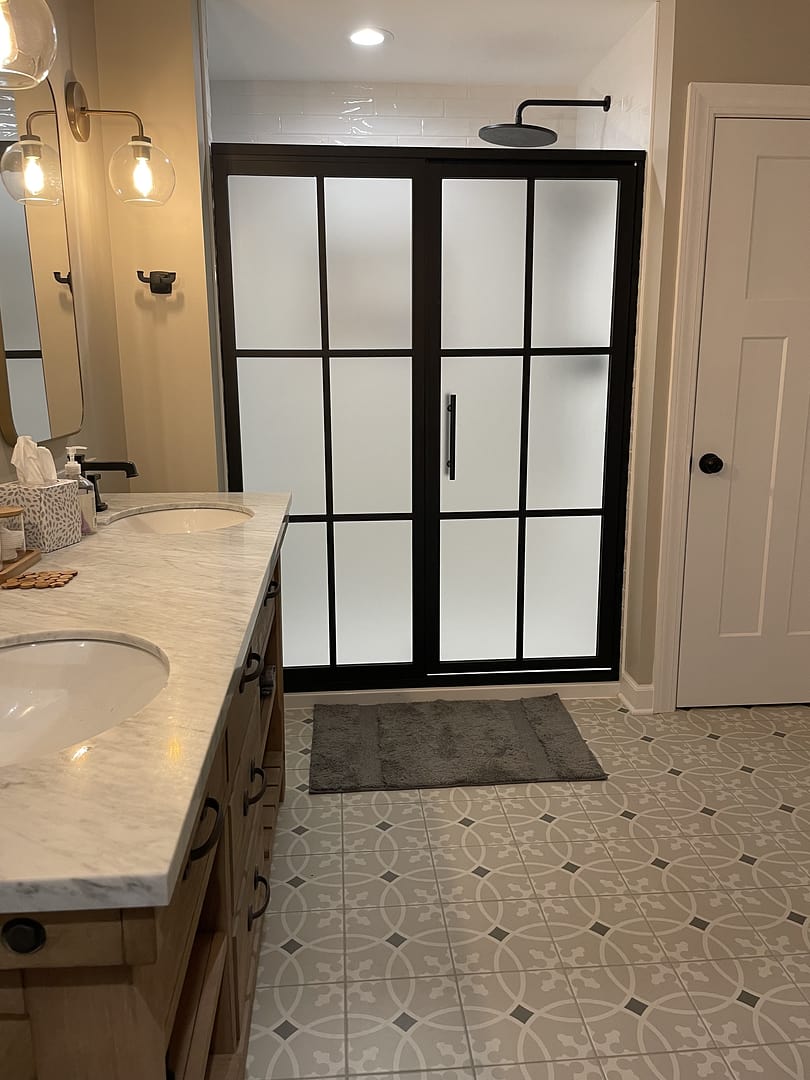 Gridscape GS1.2 Swing Shower Door and Panel in Black with SatinDeco Glass