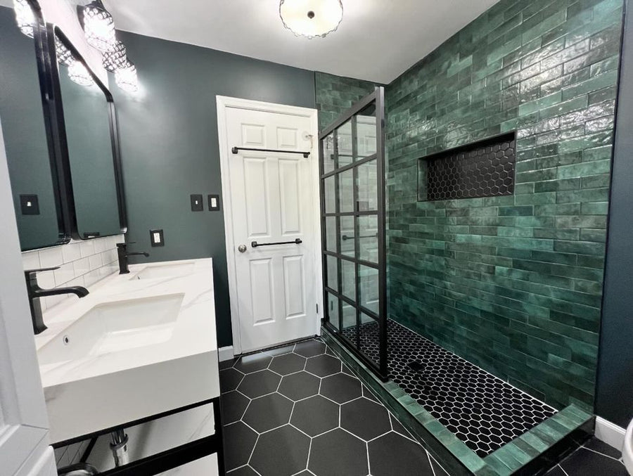 Gridscape GS1 Fixed Shower Screen Panel in Black with Clear Glass