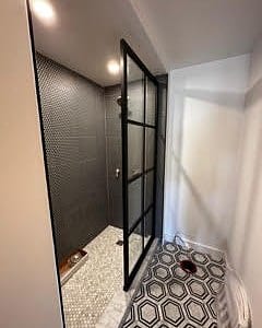 Gridscape GS1 Fixed Shower Screen Panel in Black with Clear Glass